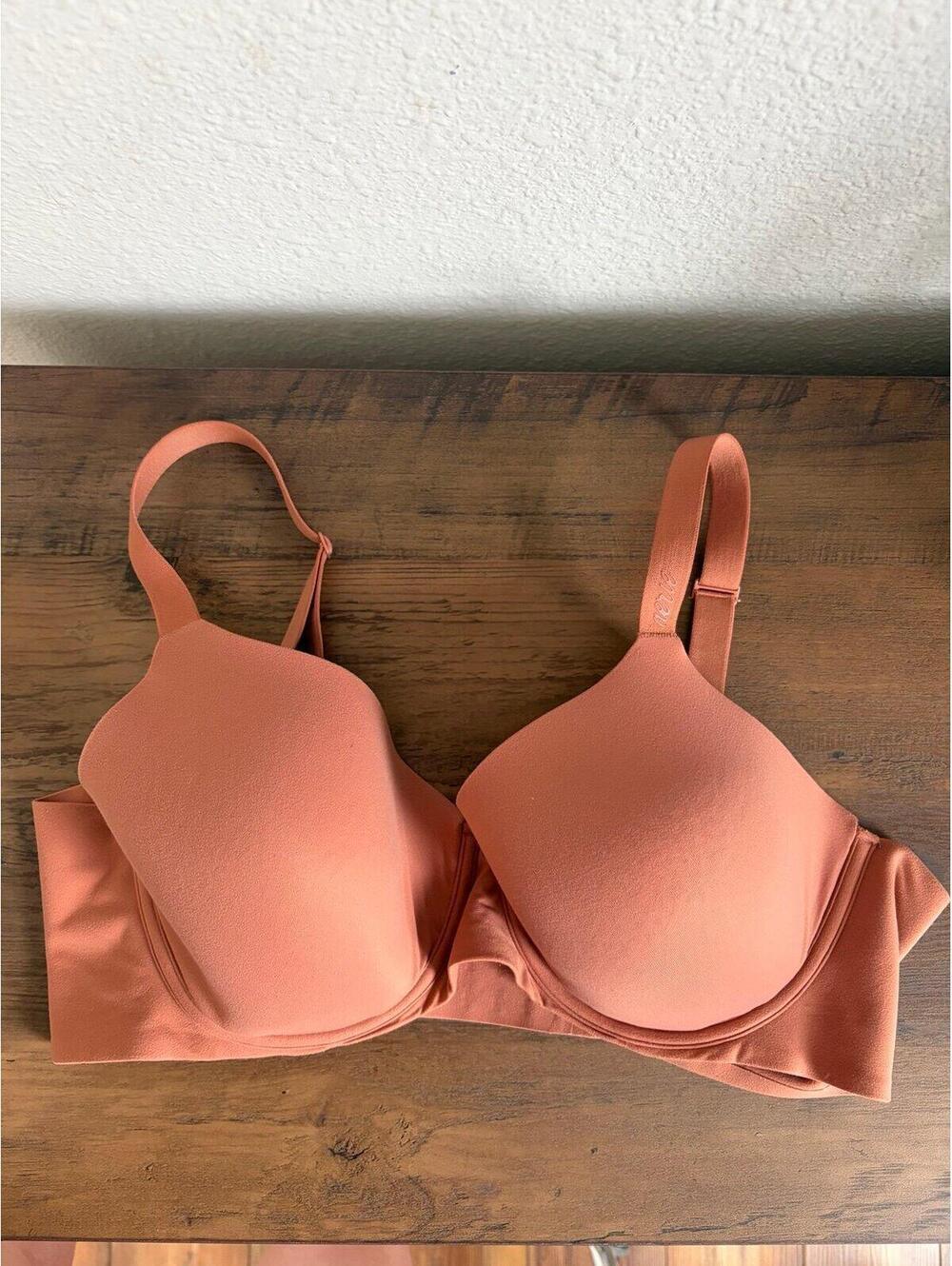 Smoothez by Aerie Full Coverage Bra size 38D. No push up. Clay red color